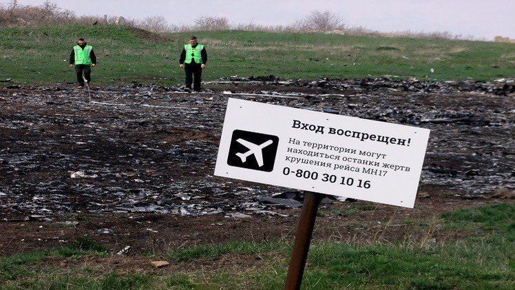 لافروف يدعو إلى تحقيق محايد بكارثة الطائرة الماليزية في أوكرانيا