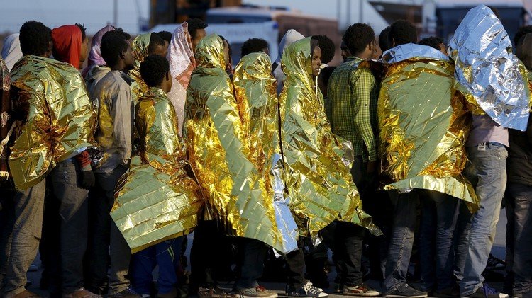 إنقاذ أكثر من 2000 مهاجر في البحر المتوسط قبالة الساحل الليبي