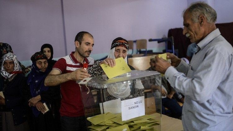 اختراق كردي ونكسة لأردوغان في الانتخابات التركية