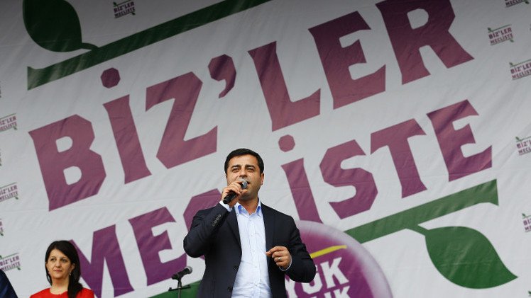 زعيم تركي معارض: "داعش" خلف تفجيرات استهدفت الأكراد