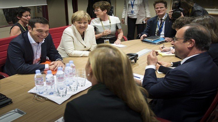 أزمة اليونان.. اتفاق على تكثيف المفاوضات مع المقرضين