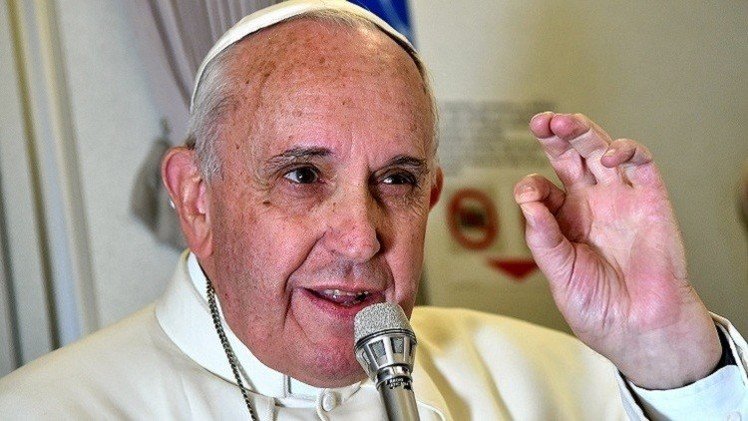 البابا فرانسيس يستعد لإعلان الحرب على التلوث البيئي  