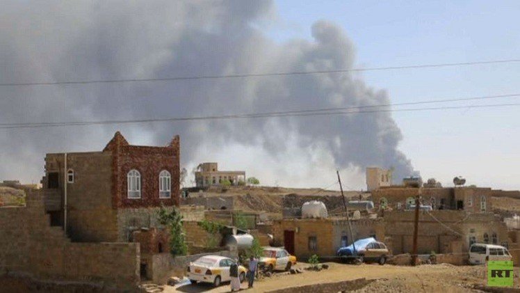 تواصل القصف على مواقع في اليمن