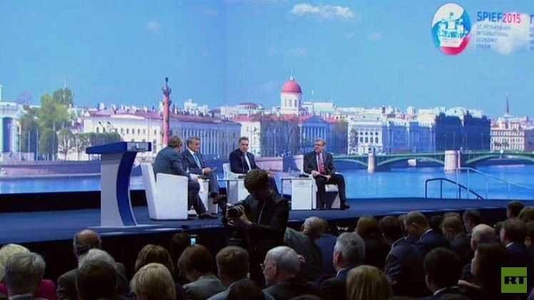 انطلاق منتدى سان بطرسبورغ الاقتصادي