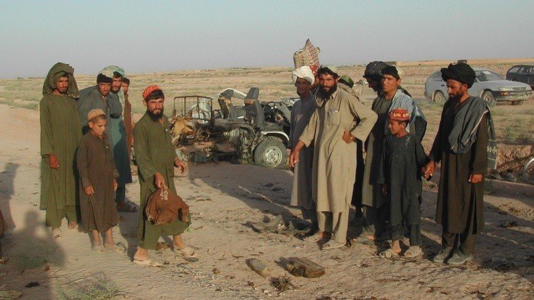 مقتل 14 من أسرة واحدة بانفجار قنبلة في أفغانستان