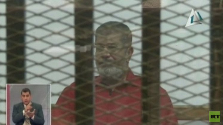 تأجيل محاكمة مرسي وأعضاء من الإخوان بمصر