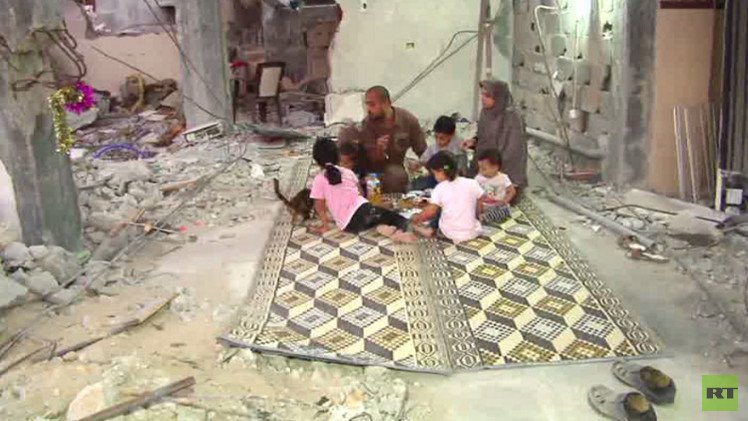 رمضان في قطاع غزة..  صيام وسط الركام مع تلاشي الأمل بإعادة الإعمار 