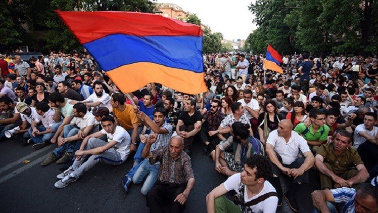 تواصل الاحتجاجات في أرمينيا على زيادة أسعار الكهرباء