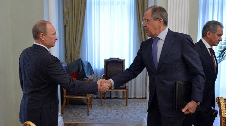 لافروف يطلع بوتين ومجلس الأمن الروسي على نتائج لقاء "النورماندي"