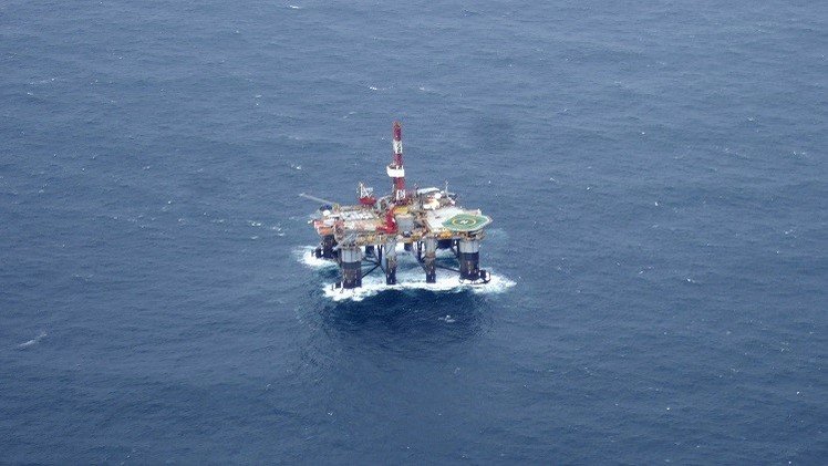 القضاء الأرجنتيني يأمر بمصادرة أصول شركات نفط غربية 