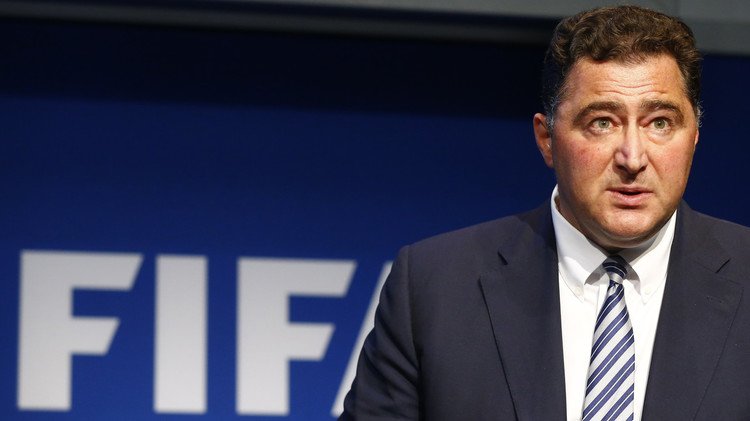 سكالا يناشد بلاتر الالتزام بقرار التنحي