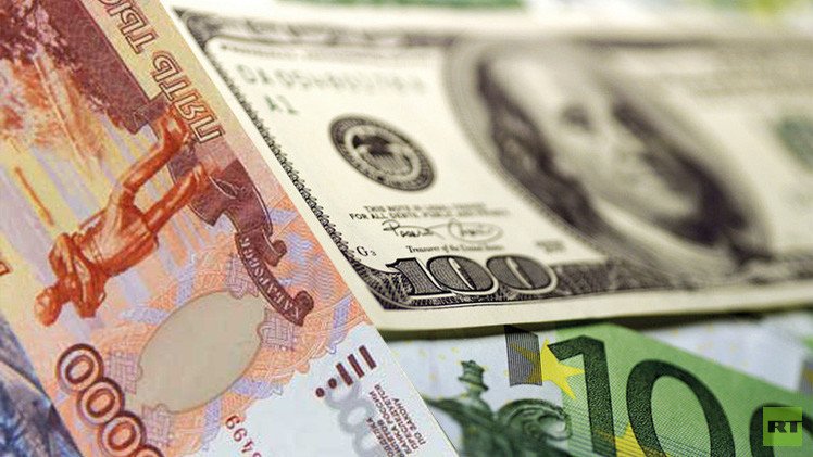 الروبل الروسي يصعد مقابل اليورو بعد تعثر المفاوضات بين أثينا ومقرضيها 