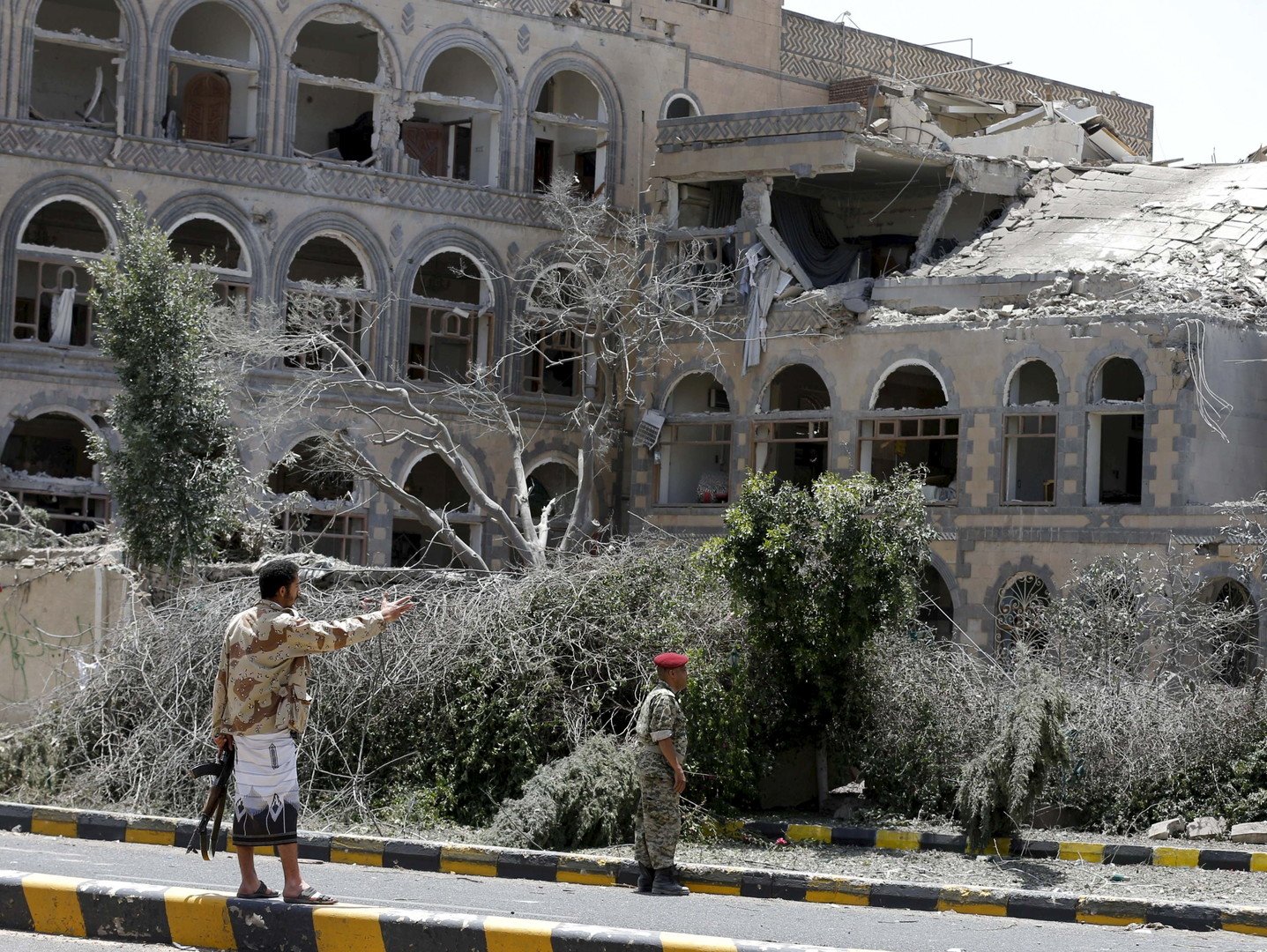 مقتل 16 مسلحا في مأرب وسط استمرار الاشتباكات بين الحوثيين وأنصار هادي