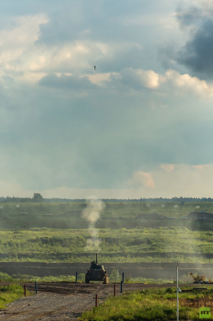 المدفع " نونا" الذاتي الحركة 