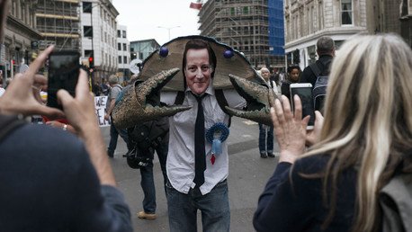 المشاركون في التظاهرة ضد سياسة التقشف في لندن