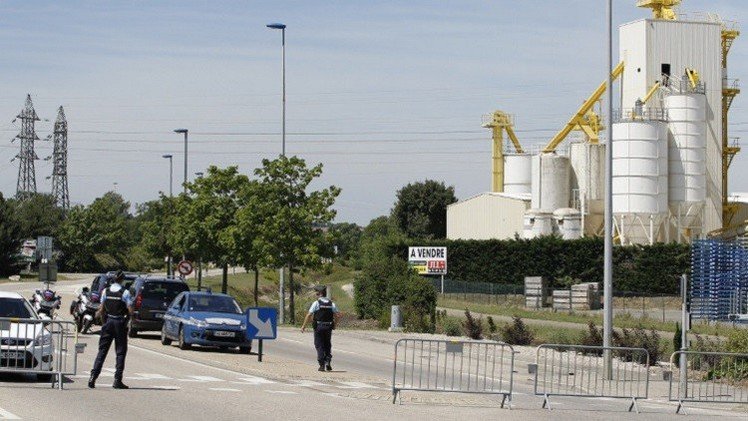 جهادي فرنسي استقبل "سيلفي" من صالحي يقف وراء اعتداء ليون