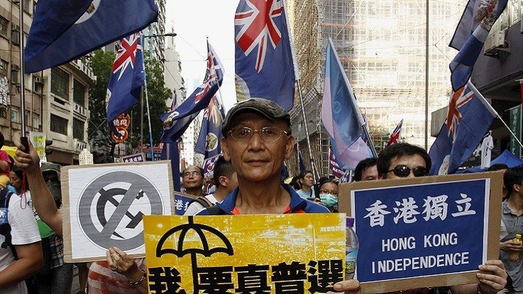 مظاهرة مؤيدة للديموقراطية تسود شوارع هونغ كونغ الصينية