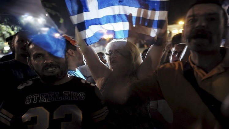 بعد استفتاء اليونان بوتين يؤكد دعم موسكو للشعب اليوناني