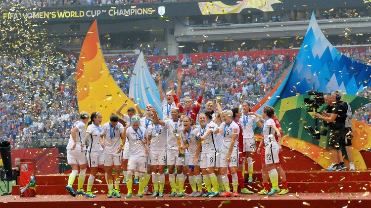 المنتخب الأمريكي للسيدات يصعد قمة التصنيف العالمي