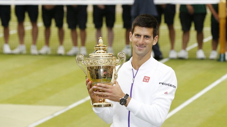 ديوكوفيتش يتوج بالكأس الثالثة في ويمبلدون على حساب فيدرر