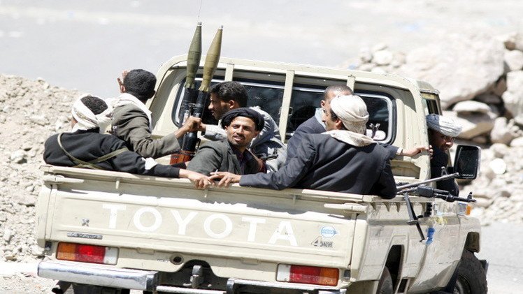 وصول وزراء يمنيين إلى عدن تمهيدا لانتقال هادي إليها