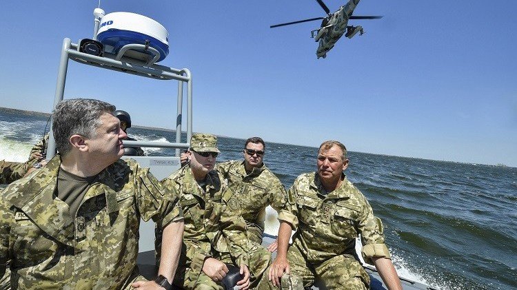 بوروشينكو يرسل وحدات من مشاة البحرية إلى ماريوبول شرق أوكرانيا