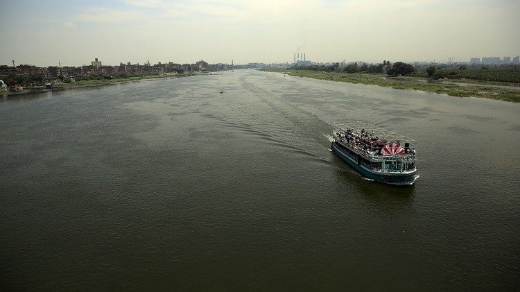 مصر.. ارتفاع عدد ضحايا غرق المركب في النيل إلى 29