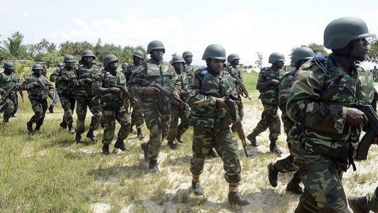 الجيش النيجيري يحرر 30 رهينة اختطفتهم 