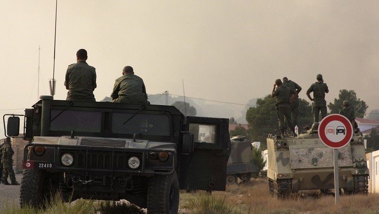 تونس.. إصابة 3 جنود بانفجار لغم في جبل سمامة التابعة للقصرين