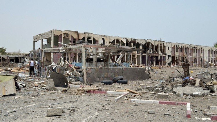 مقتل 4 جنود سعوديين عند الحدود مع اليمن واحتدام المعارك في تعز ومأرب ولحج