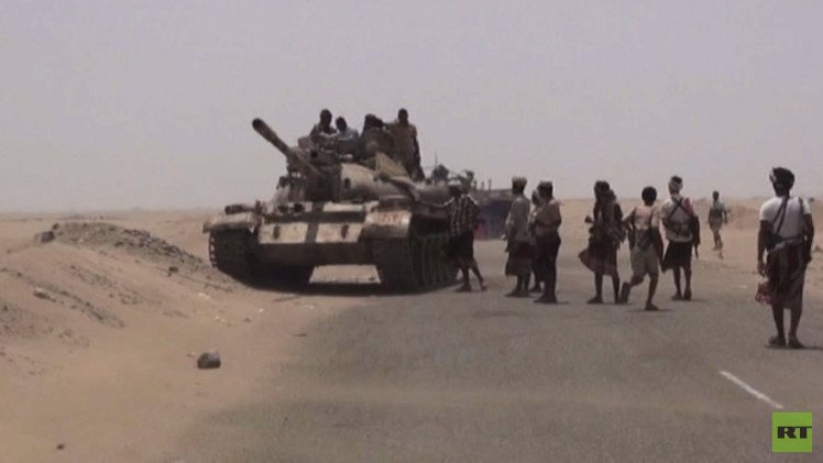 مقتل 4 جنود سعوديين عند الحدود مع اليمن واحتدام المعارك في تعز ومأرب ولحج