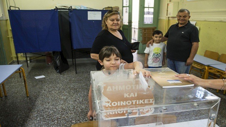 تسيبراس: الاستفتاء اليوناني أظهر أنه لا يجوز ابتزاز الديمقراطية