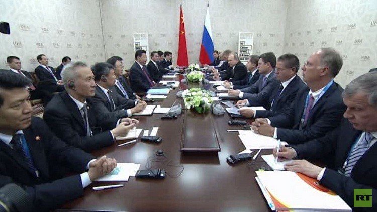 موسكو وبكين توحدان جهودهما ضد التحديات