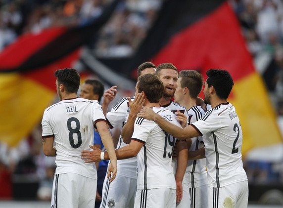 (صورة) قميص غريب للمنتخب الألماني في بطولة يورو 2016