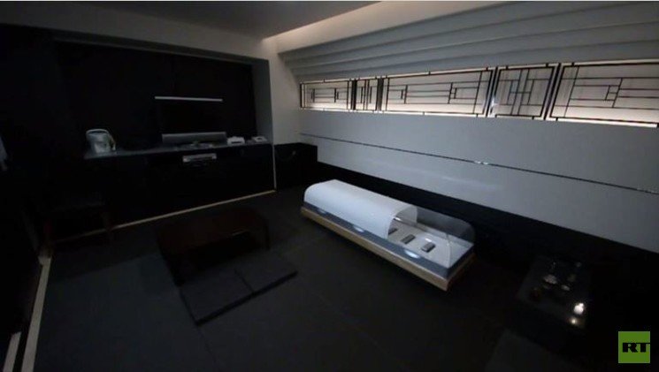 بالفيديو .. فندق للموتى في أوساكا اليابانية