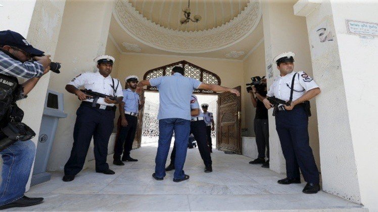 تشديد الأمن عند المساجد في الكويت