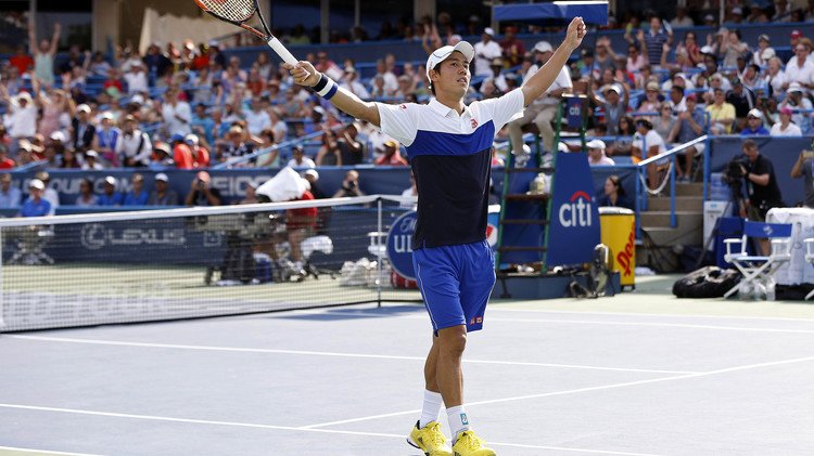 فيديو .. كي نيشيكوري يبهر عشاق التنس بضربة خلفية