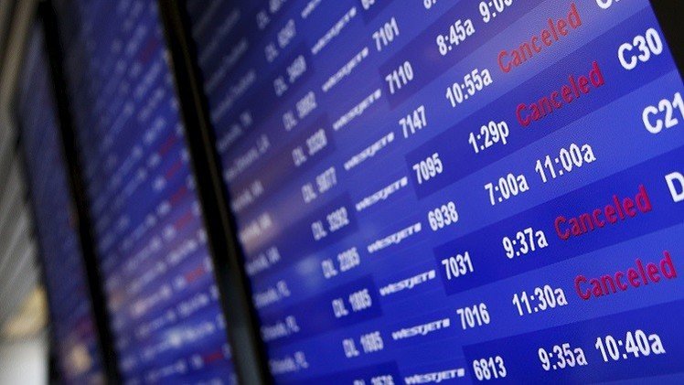 أمريكا.. عطل في أجهزة المراقبة الجوية  يعرقل حركة الطيران