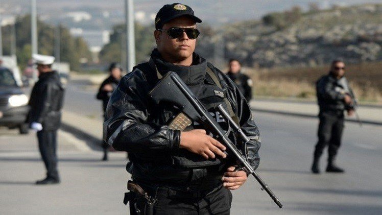مقتل شرطي وإصابة اثنين برصاص مسلح مجهول في سوسة التونسية