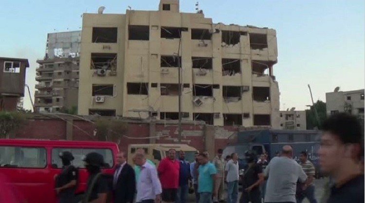 جرحى في انفجارة سيارة مفخخة أمام مبنى الأمن الوطني شمال القاهرة