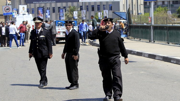 مصر.. مقتل 3 عناصر من الأمن وإصابة 33 آخرين بهجوم في البحيرة
