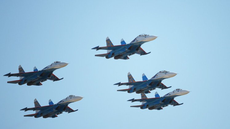 مساعد الرئيس الإيراني: قد نستورد نوعين من الطائرات الحربية الروسية