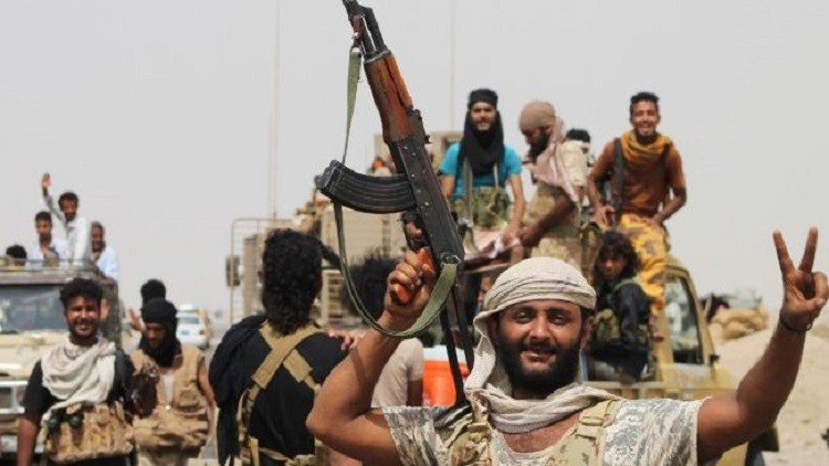تعزيزات برية سعودية إلى اليمن واللجان الشعبية تواصل تقدمها في الجنوب