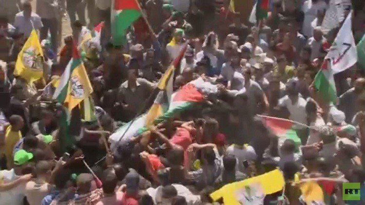 السلطة الفلسطينية تتوعد إسرائيل بملاحقة قتلة سعد الدوابشة