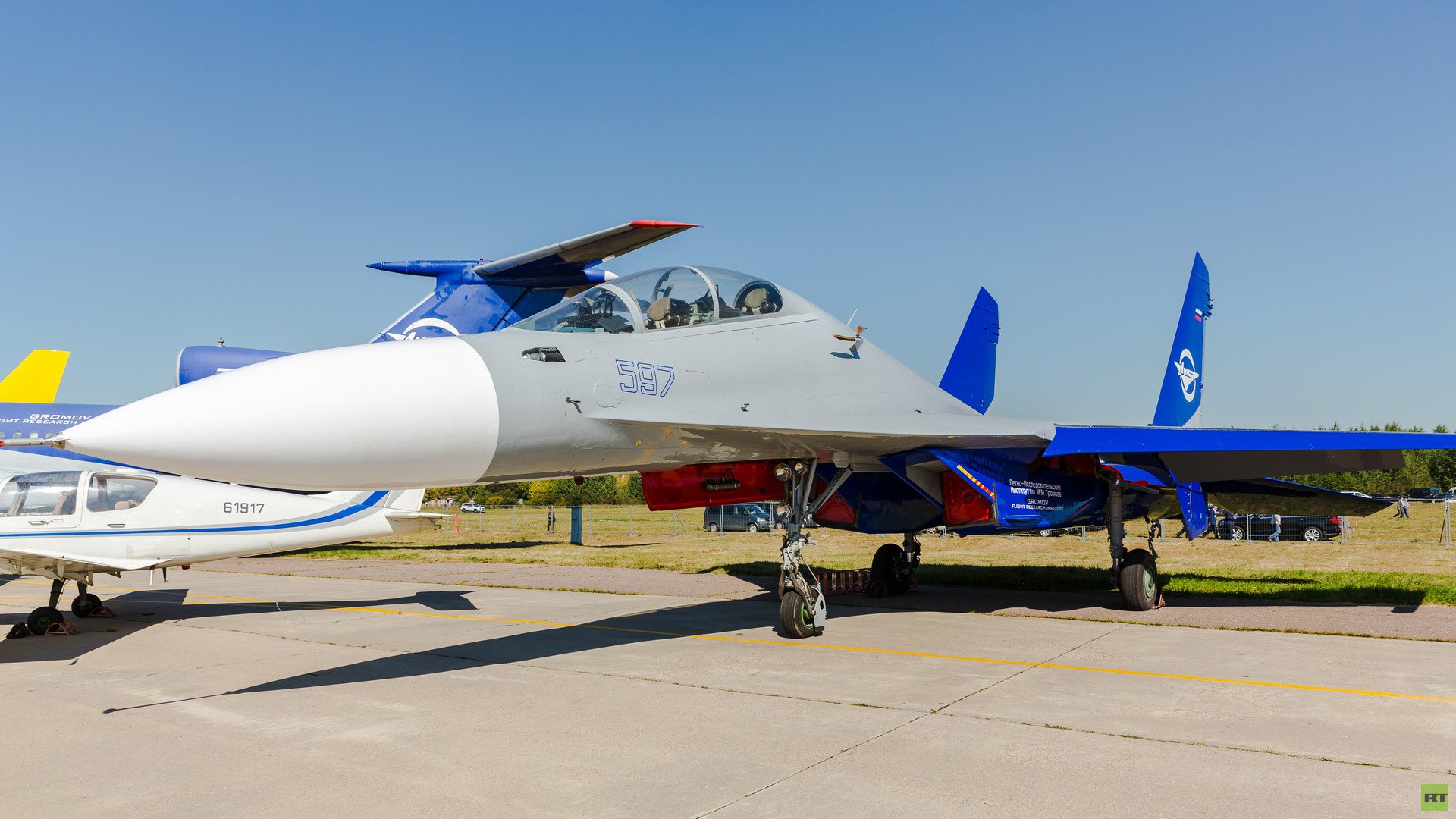 المختبر الطائر " سو-30"