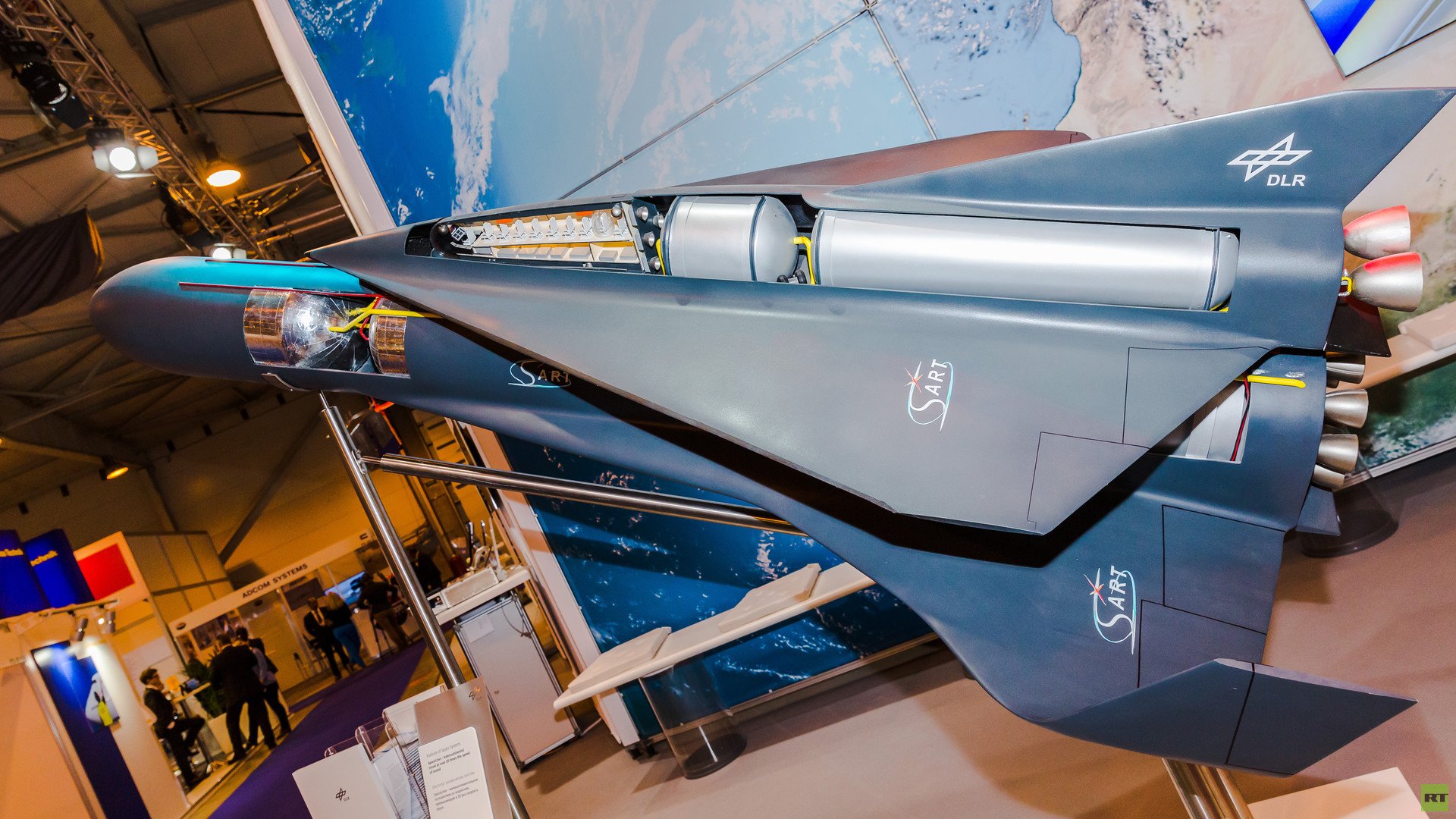 رحلة عابرة للقارة 