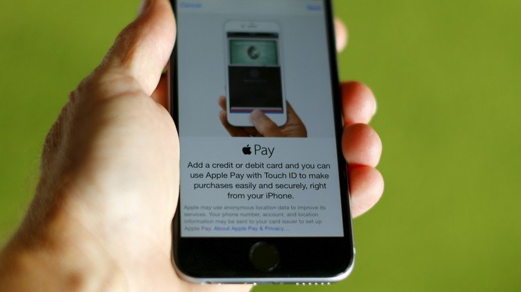 اختراق ربع مليون حساب لمستخدمي آيفون في 18 دولة