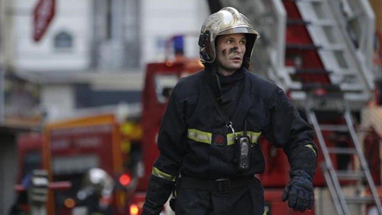 8 قتلى في حريق نشب بمبنى شمال باريس