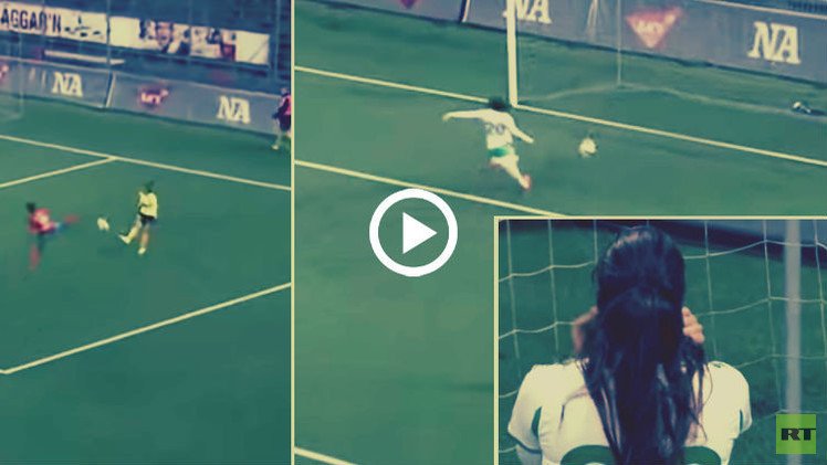 (فيديو) لاعبة سويدية تسجل هدفا في مرمى فريقها بطريقة قد لا تتكرر