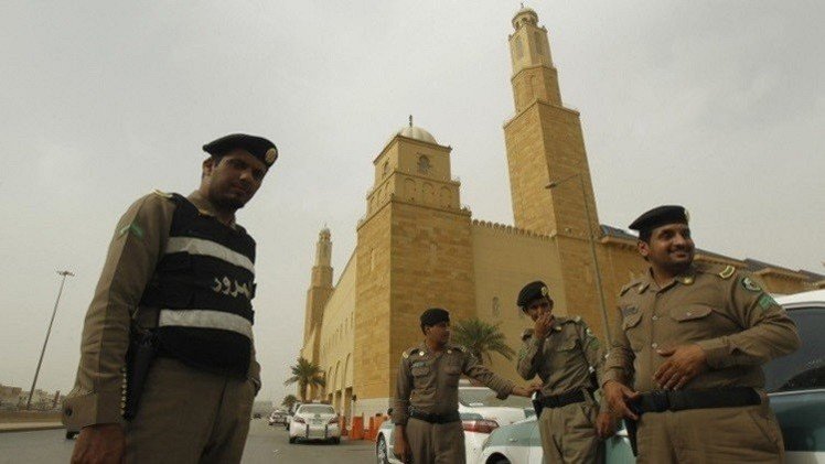 السعودية.. مقتل شرطي ومسلح  إثر تبادل إطلاق نار 